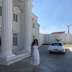 Meet your Posher, Ledia